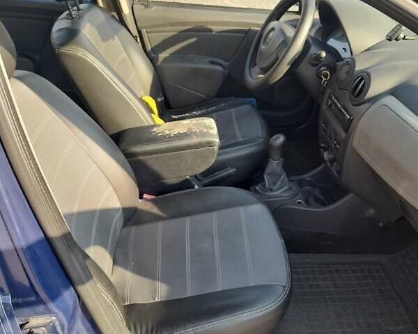 Синій Дачія Sandero, об'ємом двигуна 1.4 л та пробігом 274 тис. км за 3000 $, фото 9 на Automoto.ua