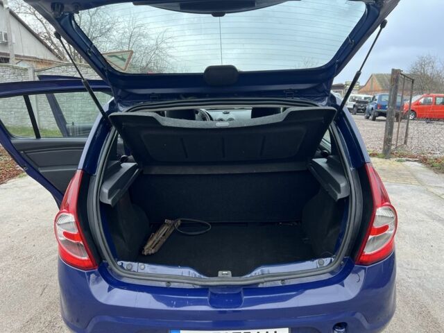 Синій Дачія Sandero, об'ємом двигуна 1.1 л та пробігом 165 тис. км за 3999 $, фото 8 на Automoto.ua