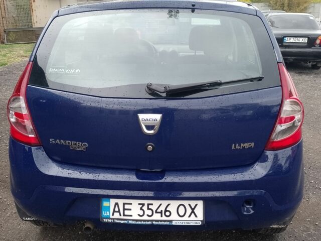 Синий Дачия Сандеро, объемом двигателя 1.4 л и пробегом 129 тыс. км за 3700 $, фото 4 на Automoto.ua