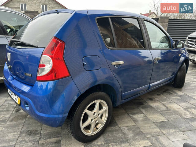 Синий Дачия Сандеро, объемом двигателя 1.6 л и пробегом 117 тыс. км за 4600 $, фото 5 на Automoto.ua