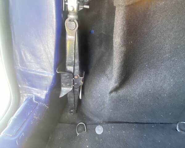 Синий Дачия Сандеро, объемом двигателя 1.4 л и пробегом 167 тыс. км за 4250 $, фото 8 на Automoto.ua