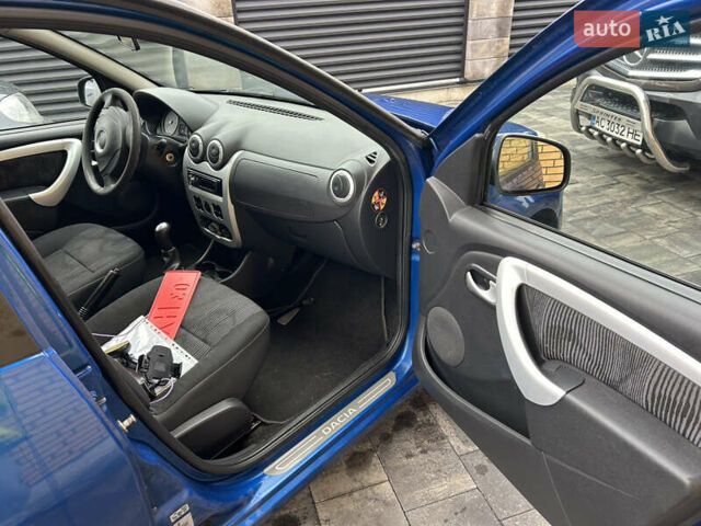 Синий Дачия Сандеро, объемом двигателя 1.6 л и пробегом 117 тыс. км за 4600 $, фото 12 на Automoto.ua