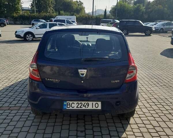 Синій Дачія Sandero, об'ємом двигуна 1.4 л та пробігом 274 тис. км за 3000 $, фото 4 на Automoto.ua