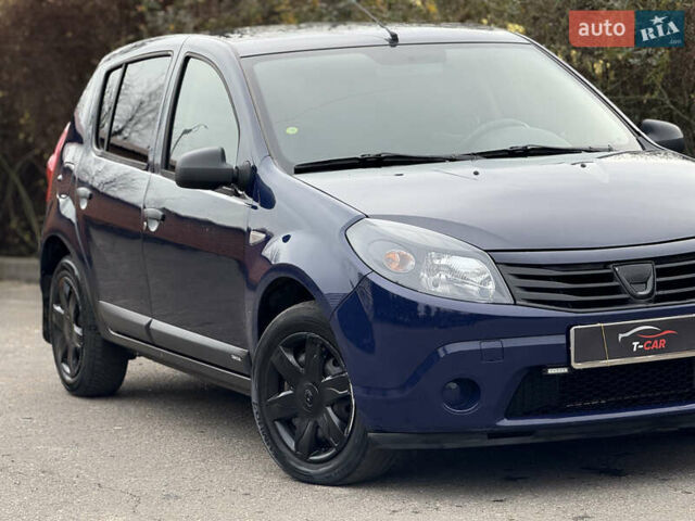 Синій Дачія Sandero, об'ємом двигуна 1.39 л та пробігом 265 тис. км за 3999 $, фото 1 на Automoto.ua