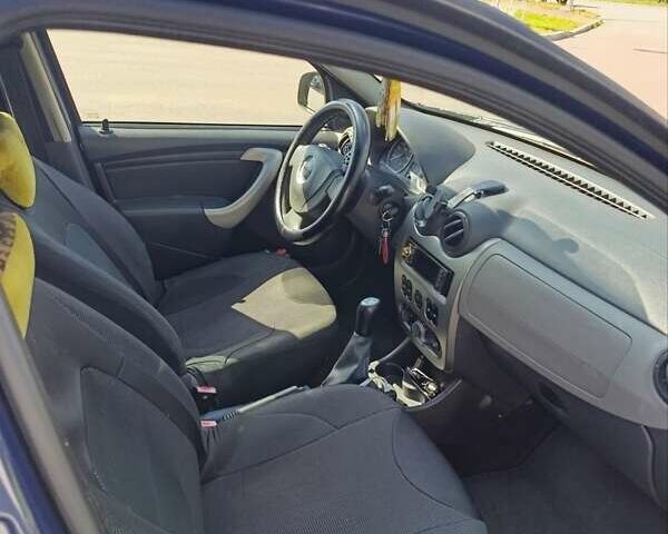 Синій Дачія Sandero, об'ємом двигуна 1.4 л та пробігом 265 тис. км за 3850 $, фото 10 на Automoto.ua