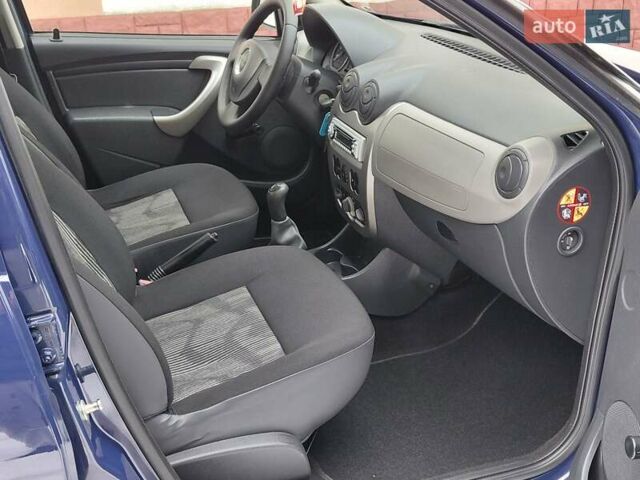 Синий Дачия Сандеро, объемом двигателя 1.4 л и пробегом 90 тыс. км за 4499 $, фото 64 на Automoto.ua