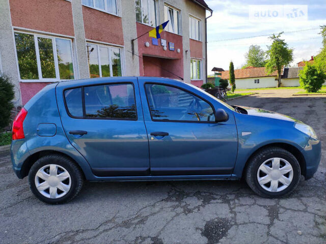 Синій Дачія Sandero, об'ємом двигуна 1.4 л та пробігом 150 тис. км за 4300 $, фото 5 на Automoto.ua