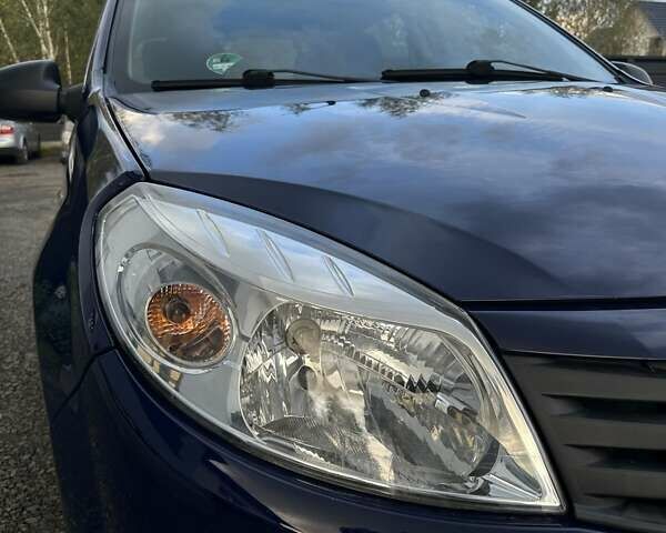 Синий Дачия Сандеро, объемом двигателя 1.4 л и пробегом 201 тыс. км за 4550 $, фото 13 на Automoto.ua