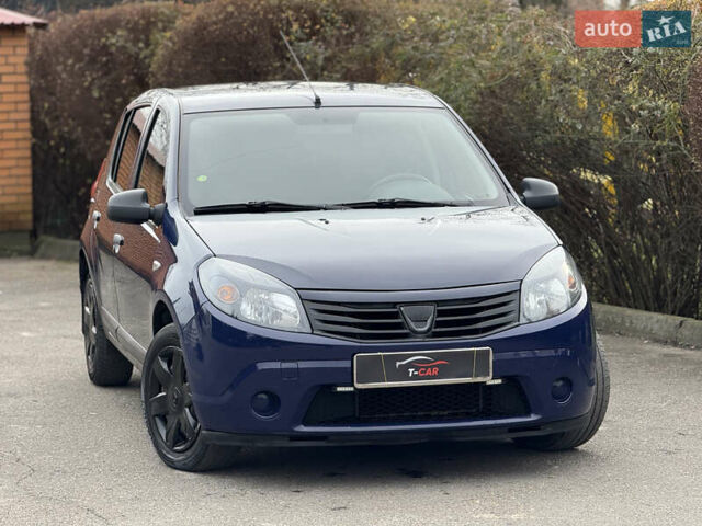 Синій Дачія Sandero, об'ємом двигуна 1.39 л та пробігом 265 тис. км за 3999 $, фото 2 на Automoto.ua