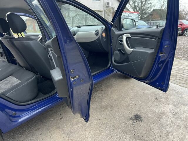 Синій Дачія Sandero, об'ємом двигуна 1.1 л та пробігом 165 тис. км за 3999 $, фото 5 на Automoto.ua