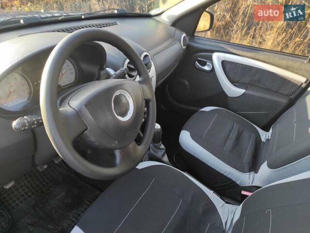 Синий Дачия Сандеро, объемом двигателя 1.39 л и пробегом 172 тыс. км за 4450 $, фото 5 на Automoto.ua