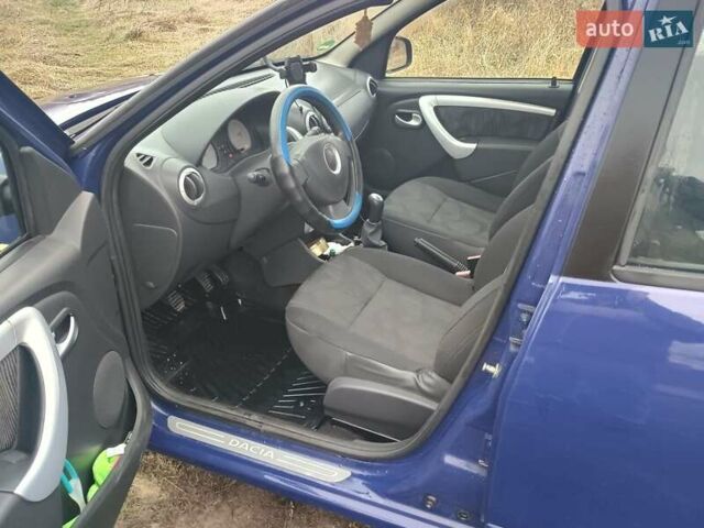 Синий Дачия Сандеро, объемом двигателя 1.39 л и пробегом 217 тыс. км за 5300 $, фото 11 на Automoto.ua