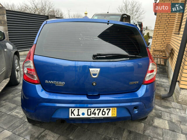 Синий Дачия Сандеро, объемом двигателя 1.6 л и пробегом 117 тыс. км за 4600 $, фото 4 на Automoto.ua