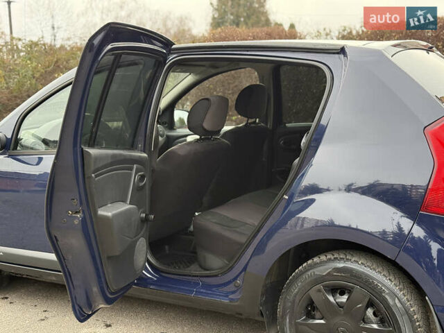 Синій Дачія Sandero, об'ємом двигуна 1.39 л та пробігом 265 тис. км за 3999 $, фото 19 на Automoto.ua