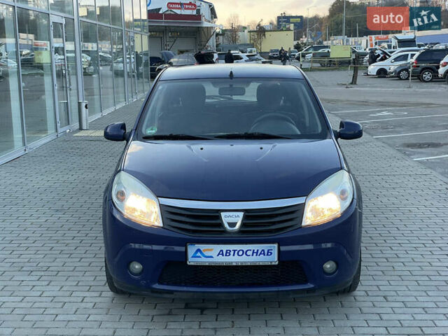 Синий Дачия Сандеро, объемом двигателя 1.4 л и пробегом 246 тыс. км за 4600 $, фото 1 на Automoto.ua