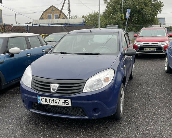 Синій Дачія Sandero, об'ємом двигуна 1.39 л та пробігом 250 тис. км за 3300 $, фото 2 на Automoto.ua