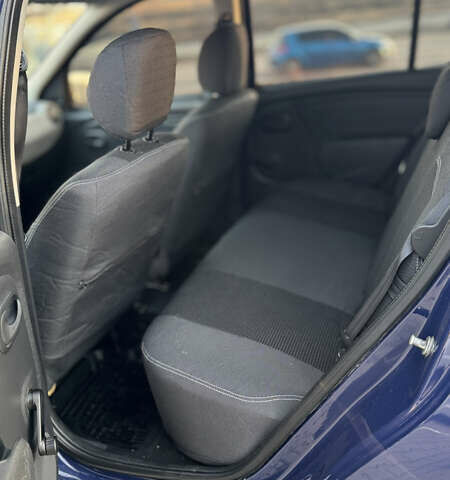 Синий Дачия Сандеро, объемом двигателя 1.4 л и пробегом 146 тыс. км за 3900 $, фото 14 на Automoto.ua