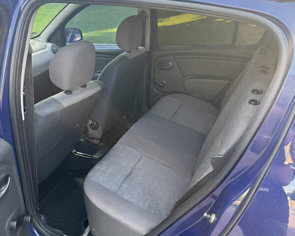 Синій Дачія Sandero, об'ємом двигуна 1.4 л та пробігом 190 тис. км за 2950 $, фото 12 на Automoto.ua