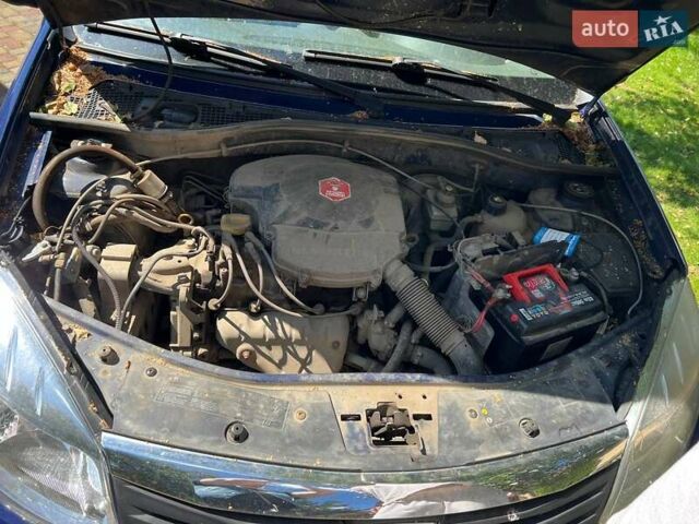 Синій Дачія Sandero, об'ємом двигуна 1.39 л та пробігом 216 тис. км за 3600 $, фото 13 на Automoto.ua