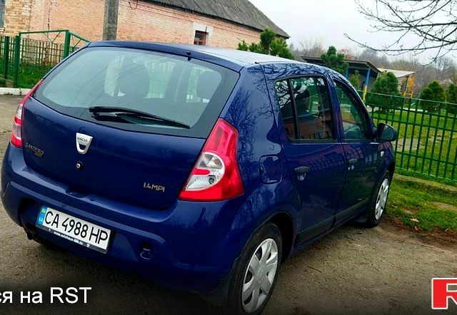 Синий Дачия Сандеро, объемом двигателя 1.4 л и пробегом 244 тыс. км за 5000 $, фото 6 на Automoto.ua