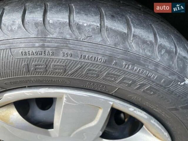 Синий Дачия Сандеро, объемом двигателя 1.4 л и пробегом 167 тыс. км за 4250 $, фото 10 на Automoto.ua