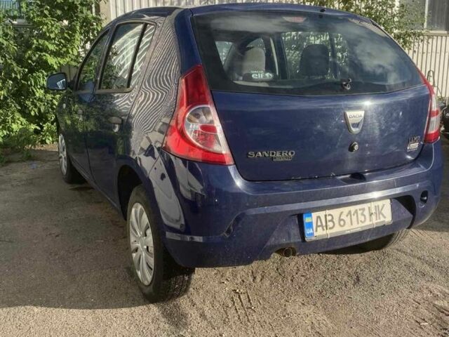 Синий Дачия Сандеро, объемом двигателя 1.4 л и пробегом 110 тыс. км за 3550 $, фото 3 на Automoto.ua