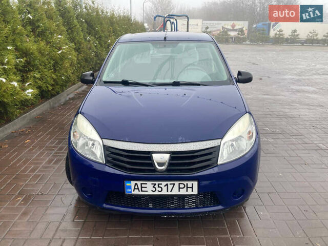Синий Дачия Сандеро, объемом двигателя 1.39 л и пробегом 184 тыс. км за 3100 $, фото 1 на Automoto.ua