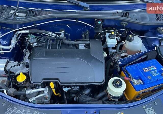 Синій Дачія Sandero, об'ємом двигуна 1.2 л та пробігом 146 тис. км за 4500 $, фото 13 на Automoto.ua
