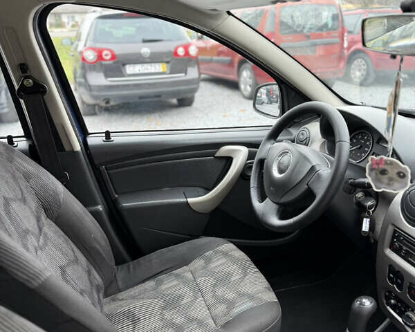 Синий Дачия Сандеро, объемом двигателя 1.2 л и пробегом 140 тыс. км за 4499 $, фото 82 на Automoto.ua