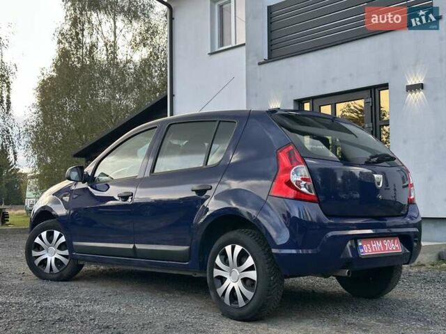 Синий Дачия Сандеро, объемом двигателя 1.4 л и пробегом 201 тыс. км за 4550 $, фото 4 на Automoto.ua