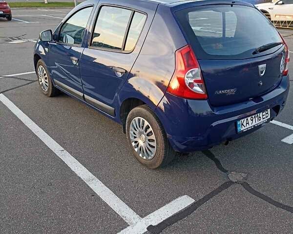 Синий Дачия Сандеро, объемом двигателя 1.15 л и пробегом 194 тыс. км за 3900 $, фото 2 на Automoto.ua