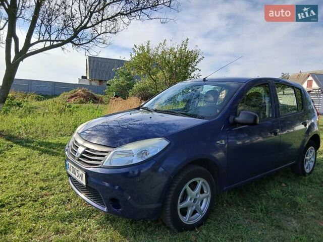 Синій Дачія Sandero, об'ємом двигуна 1.4 л та пробігом 183 тис. км за 4400 $, фото 4 на Automoto.ua