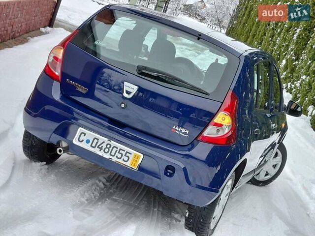 Синий Дачия Сандеро, объемом двигателя 1.4 л и пробегом 90 тыс. км за 4499 $, фото 44 на Automoto.ua