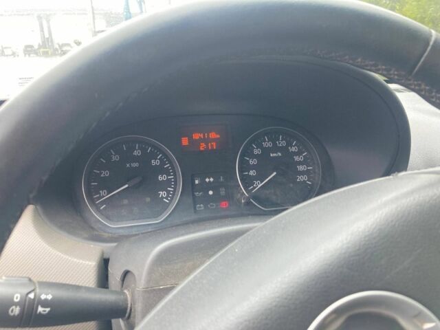 Синий Дачия Сандеро, объемом двигателя 1.4 л и пробегом 184 тыс. км за 3100 $, фото 5 на Automoto.ua