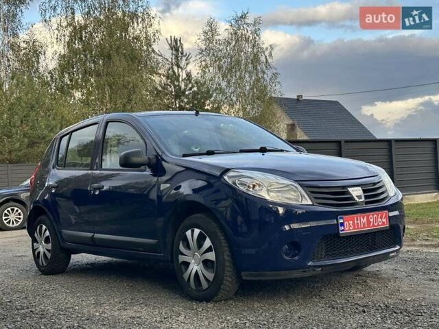 Синий Дачия Сандеро, объемом двигателя 1.4 л и пробегом 201 тыс. км за 4550 $, фото 3 на Automoto.ua