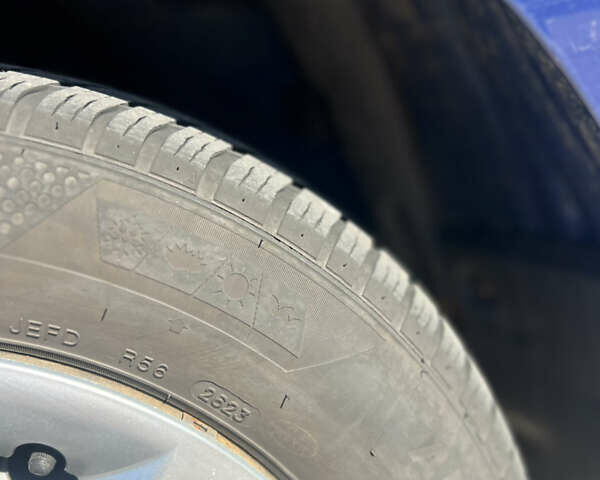 Синій Дачія Sandero, об'ємом двигуна 1.15 л та пробігом 217 тис. км за 4399 $, фото 11 на Automoto.ua