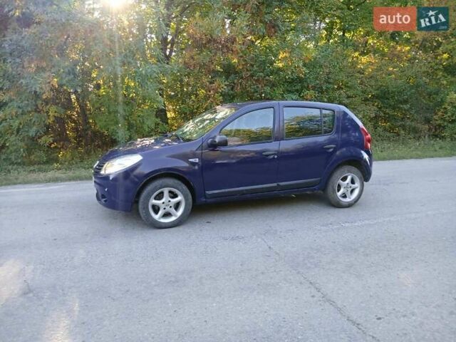 Синий Дачия Сандеро, объемом двигателя 1.5 л и пробегом 235 тыс. км за 3650 $, фото 4 на Automoto.ua