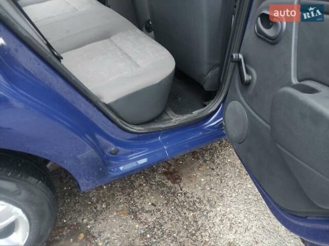 Синий Дачия Сандеро, объемом двигателя 1.39 л и пробегом 155 тыс. км за 4300 $, фото 7 на Automoto.ua