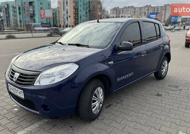 Синий Дачия Сандеро, объемом двигателя 1.4 л и пробегом 146 тыс. км за 3900 $, фото 7 на Automoto.ua