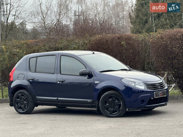 Синій Дачія Sandero, об'ємом двигуна 1.39 л та пробігом 265 тис. км за 3999 $, фото 7 на Automoto.ua