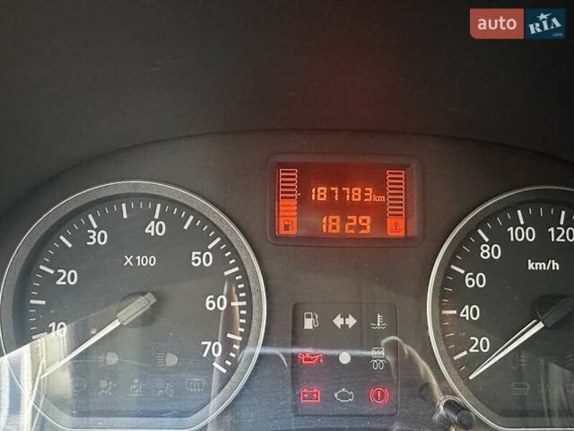 Синий Дачия Сандеро, объемом двигателя 1.15 л и пробегом 187 тыс. км за 5300 $, фото 1 на Automoto.ua