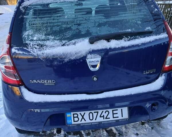 Синий Дачия Сандеро, объемом двигателя 1.39 л и пробегом 132 тыс. км за 3800 $, фото 1 на Automoto.ua