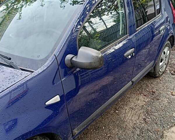 Синий Дачия Сандеро, объемом двигателя 1.1 л и пробегом 202 тыс. км за 3800 $, фото 6 на Automoto.ua