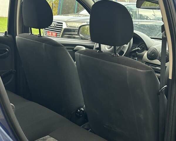 Синий Дачия Сандеро, объемом двигателя 1.4 л и пробегом 201 тыс. км за 4550 $, фото 36 на Automoto.ua