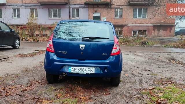Синий Дачия Сандеро, объемом двигателя 1.2 л и пробегом 174 тыс. км за 4900 $, фото 1 на Automoto.ua