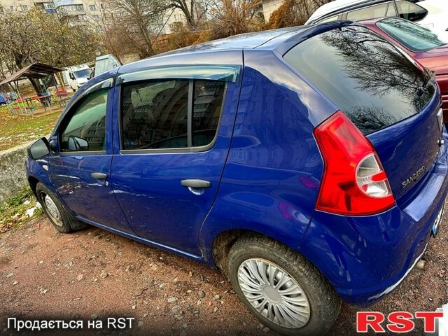 Синий Дачия Сандеро, объемом двигателя 1.4 л и пробегом 190 тыс. км за 3000 $, фото 2 на Automoto.ua