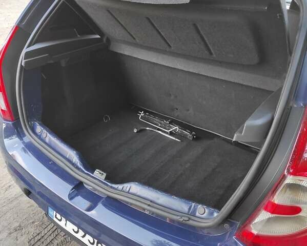 Синий Дачия Сандеро, объемом двигателя 1.4 л и пробегом 135 тыс. км за 4250 $, фото 18 на Automoto.ua