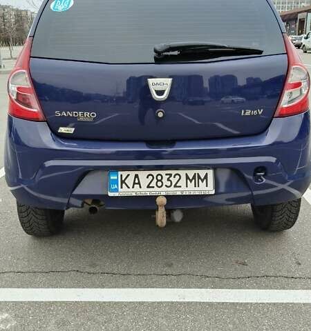Синий Дачия Сандеро, объемом двигателя 1.1 л и пробегом 216 тыс. км за 3650 $, фото 3 на Automoto.ua