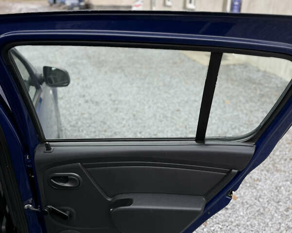 Синий Дачия Сандеро, объемом двигателя 1.2 л и пробегом 140 тыс. км за 4499 $, фото 78 на Automoto.ua