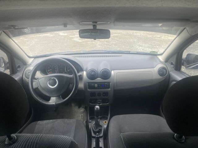 Синий Дачия Сандеро, объемом двигателя 1.4 л и пробегом 238 тыс. км за 3250 $, фото 5 на Automoto.ua